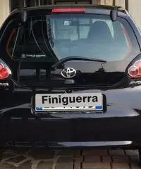 TOYOTA Aygo 1.0 12V VVT-i M-MT 5p Autom. Sol