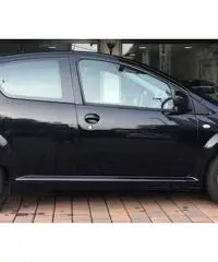 TOYOTA Aygo 1.0 12V VVT-i M-MT 5p Autom. Sol