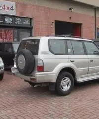 TOYOTA Land Cruiser 3.0 Tdi D-4D cat 5 porte KDJ95 GX