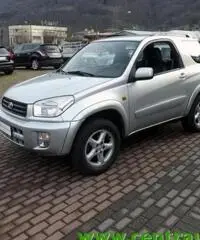 TOYOTA RAV 4 RAV4 2.0 16V cat 3 porte Sol