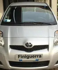 TOYOTA Yaris 1.4 D-4D DPF 5 porte M-MT Sol Autom.