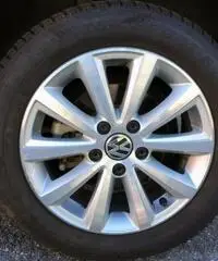 Volkswagen Touran 2.0TDI 140CV DSG Highline PARK POST Cruise Control