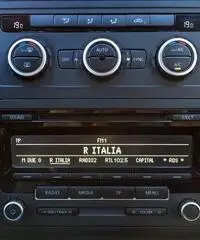 Volkswagen Touran 2.0TDI 140CV DSG Highline PARK POST Cruise Control