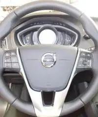 VOLVO V40 D2 Momentum