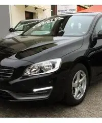 Volvo V60 D2 1.6 NAVI cruise control PARK comandi al volante