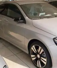 MERCEDES-BENZ A 200 d Automatic 4Matic Sport