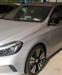 MERCEDES-BENZ A 200 d Automatic 4Matic Sport