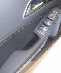 MERCEDES-BENZ A 200 d Automatic 4Matic Sport