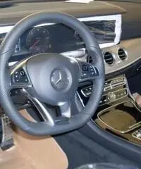 MERCEDES-BENZ E 220 d Auto AMG Line