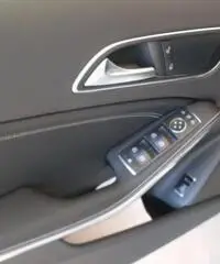 MERCEDES-BENZ GLA 200 d Automatic Enduro Activity