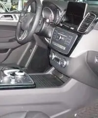 MERCEDES-BENZ GLE 250 d 4Matic Sport