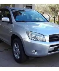 Toyota Rav4 2.2 D-4d 136cv SOL