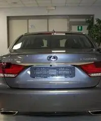 Lexus LS 600 Hybrid