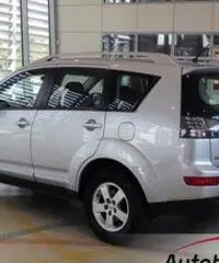 MITSUBISHI OUTLANDER 2.0 DI-D-INVITE FAP