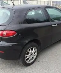 ALFA ROMEO 147 1.9 JTD (115 CV) cat 3p. Distinctive Interno Pelle