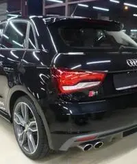 AUDI S1 SPB 2.0 TFSI quattro