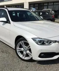 BMW 318 dA Touring +Navig +Autom +