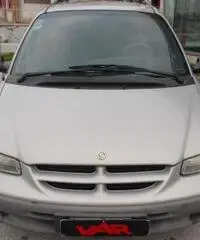 CHRYSLER Voyager 2.5 turbodiesel LE