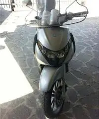 Scooter Piaggio Beverly 200