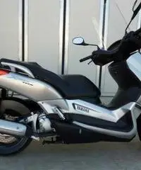 Yamaha X MAX 250 CC Yamaha X MAX 250 CC