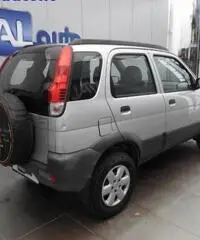 DAIHATSU Terios 1.3i 4WD SX 5PORTE CV86-No garanzia!!!