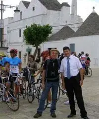 CERCO DONNA EDUCTA ONESTA CERCO DONNA EDUCTA ONESTA