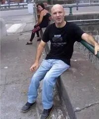 Cerco donna per ricredere di nuovo nel amore Cerco donna per ricredere di nuovo nel amore