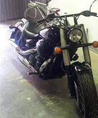 Honda vt 750