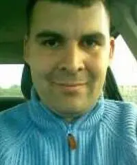 Cerco una bella ragazza per relazione Cerco una bella ragazza per relazione