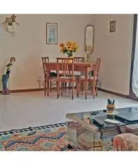 APPARTAMENTO SU DUE PIANI IN VENDITA ABBIATEGRASSO APPARTAMENTO SU DUE PIANI IN VENDITA ABBIATEGRASSO