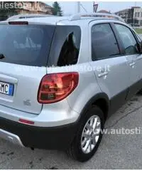 FIAT Sedici 2.0 MJT 16V DPF 4x4 Emotion
