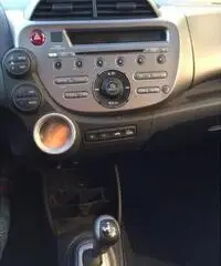 HONDA Jazz 1.4 i-VTEC Exclusive i-Shift