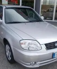 Hyundai Accent 1.5 crdi GLS Hyundai Accent 1.5 crdi GLS
