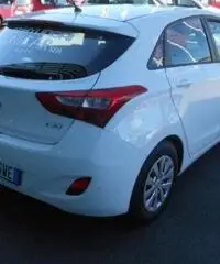 HYUNDAI i30 1.6 CRDi 5p. Classic