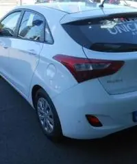 HYUNDAI i30 1.6 CRDi 5p. Classic
