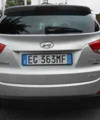 HYUNDAI iX35 2.0 CRDi 4WD Comfort HYUNDAI iX35 2.0 CRDi 4WD Comfort