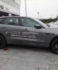 JAGUAR F-Pace 2.0d 180 CV AWD AUT. R-SPORT SOLO 3000 KM !!!