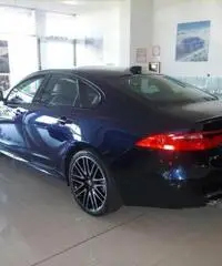 JAGUAR XF 2.0d 180 CV AWD R-Sport Automatico