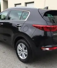 KIA Sportage 1.7 CRDI 2WD +Tetto Pan.+Navig+telecamera+Pelle