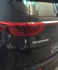 KIA Sportage 1.7 CRDI 2WD +Tetto pan.+Navig+telecamera+Pelle