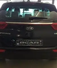 KIA Sportage 1.7 CRDI 2WD +Tetto pan.+Navig+telecamera+Pelle