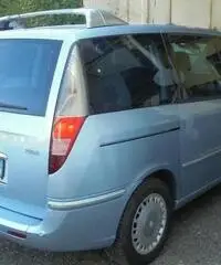 Lancia Phedra 2.2 JTD Emblema FAP Lancia Phedra 2.2 JTD Emblema FAP