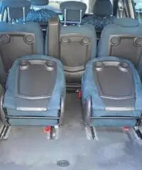 Lancia Phedra 2.2 JTD Emblema FAP Lancia Phedra 2.2 JTD Emblema FAP