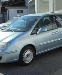 Lancia Phedra 2.2 JTD Emblema FAP Lancia Phedra 2.2 JTD Emblema FAP