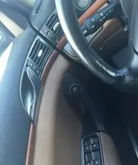 LANCIA Thesis 2.4 JTD 20V aut. Emblema