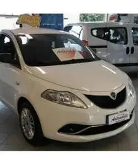 LANCIA Ypsilon 1.2 69 CV 5 porte Silver MOD.NUOVO OK NEOPATENTATI