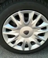 LANCIA Ypsilon 1.2 69 CV 5 porte Silver