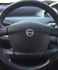 LANCIA Ypsilon 1.3 MJT 75 CV Argento