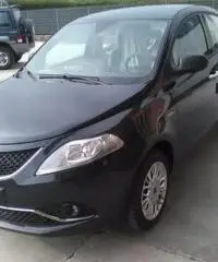 LANCIA Ypsilon 1.3 MJT 16V 95 CV KM0 5 porte S&S Silver