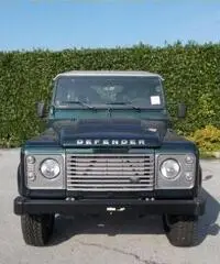 LAND ROVER Defender 90 2.2 TD4 Station Wagon SE  N1